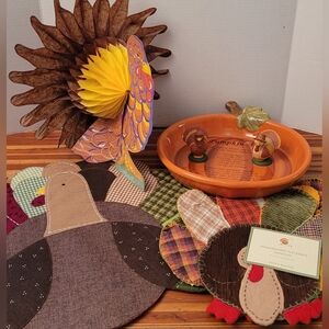 Thanksgiving Pottery Barn Kids Placemats Avon Turkey S&P Shakers Pumpkin Dish